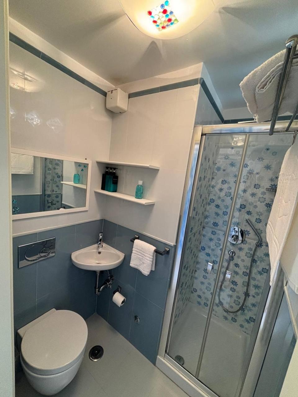 Marlena Apartment Ла Мадалена Екстериор снимка
