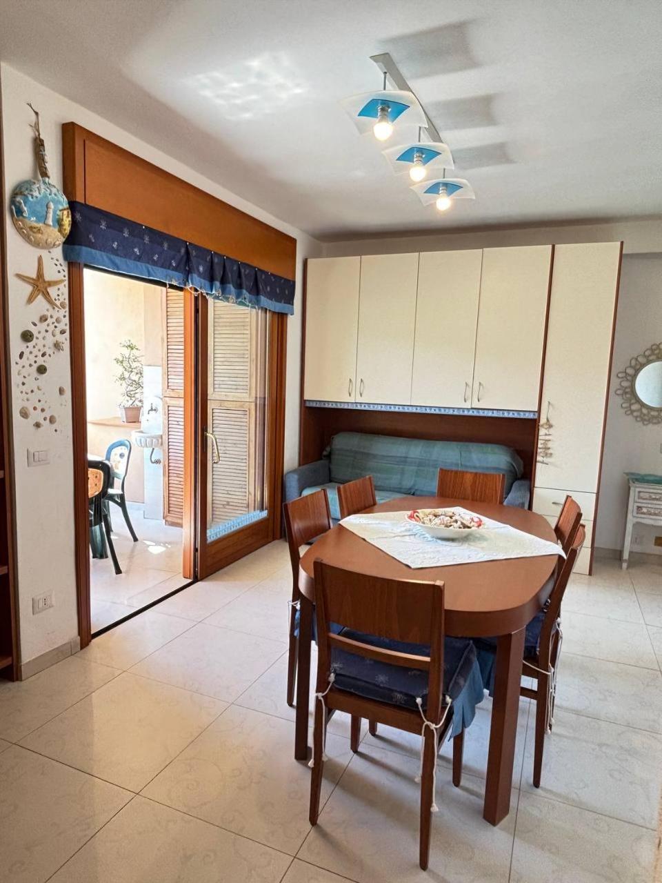 Marlena Apartment Ла Мадалена Екстериор снимка