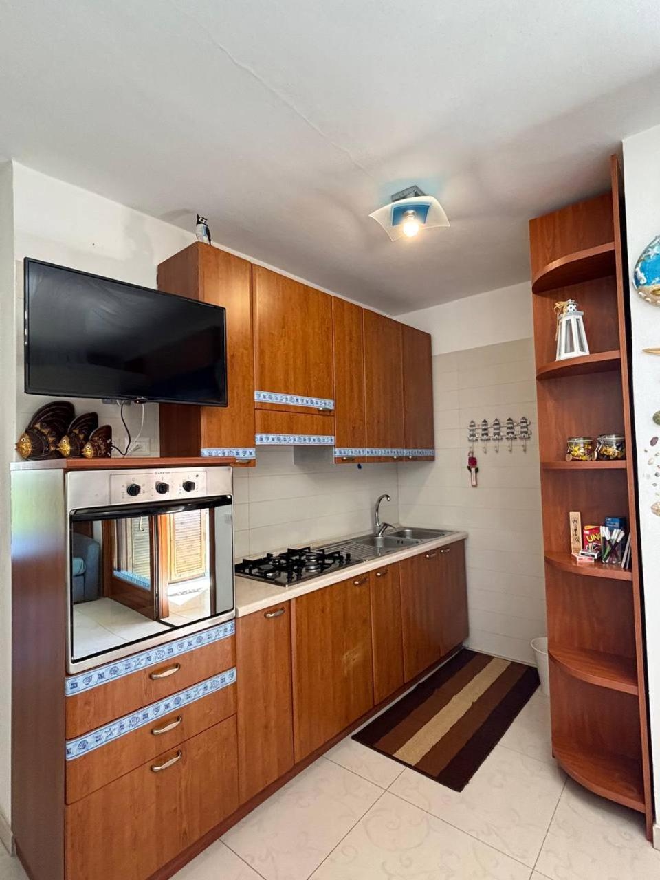 Marlena Apartment Ла Мадалена Екстериор снимка