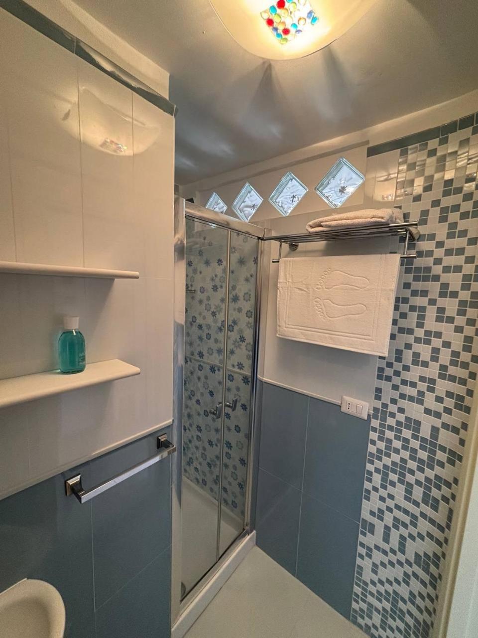 Marlena Apartment Ла Мадалена Екстериор снимка